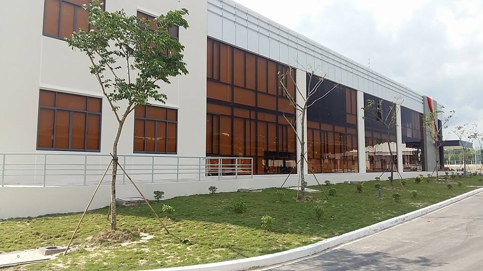 Cổng tự động nhà máy Sunluxen