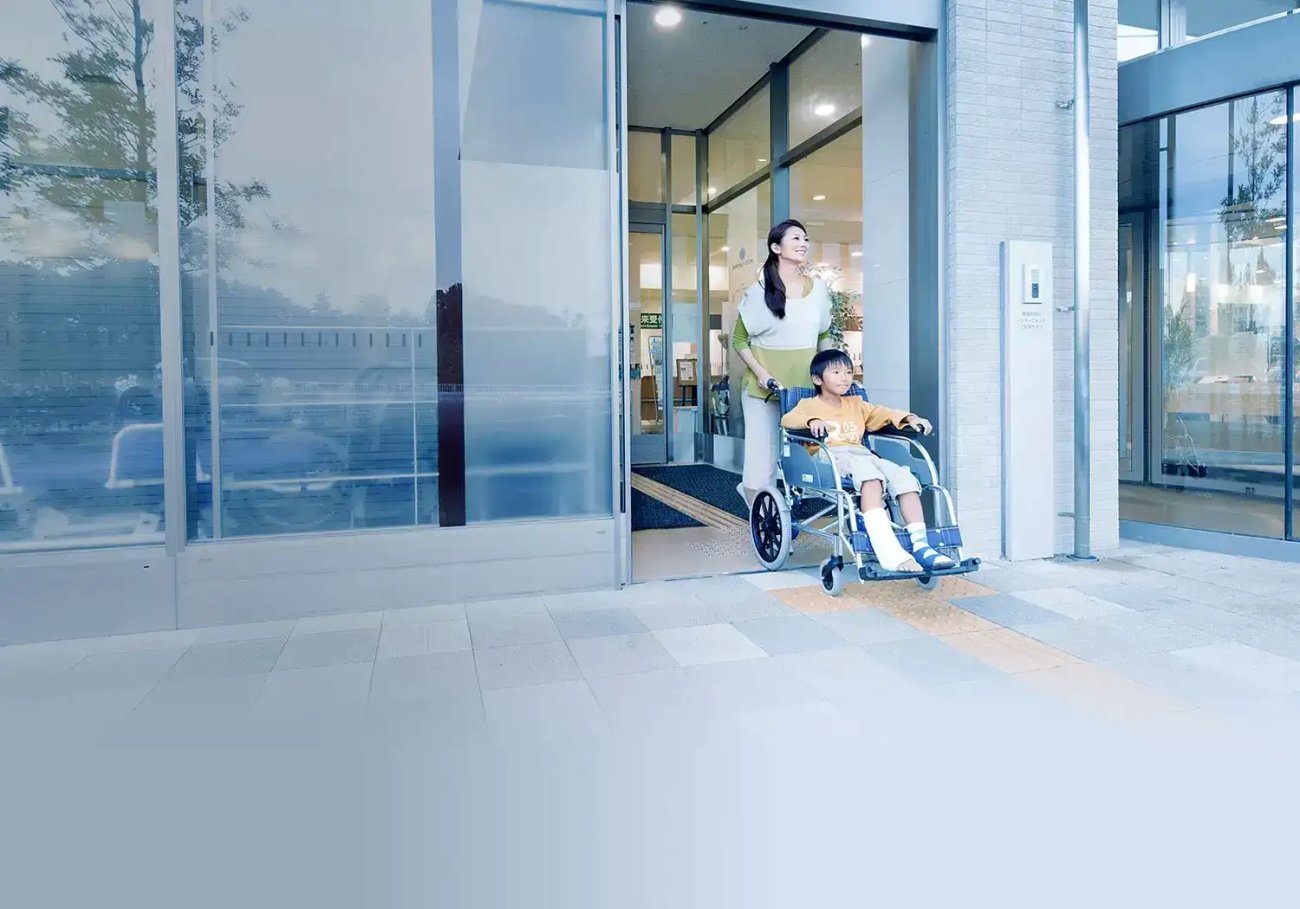 Ứng dụng cửa tự động Nabco trong bệnh viện và trường học