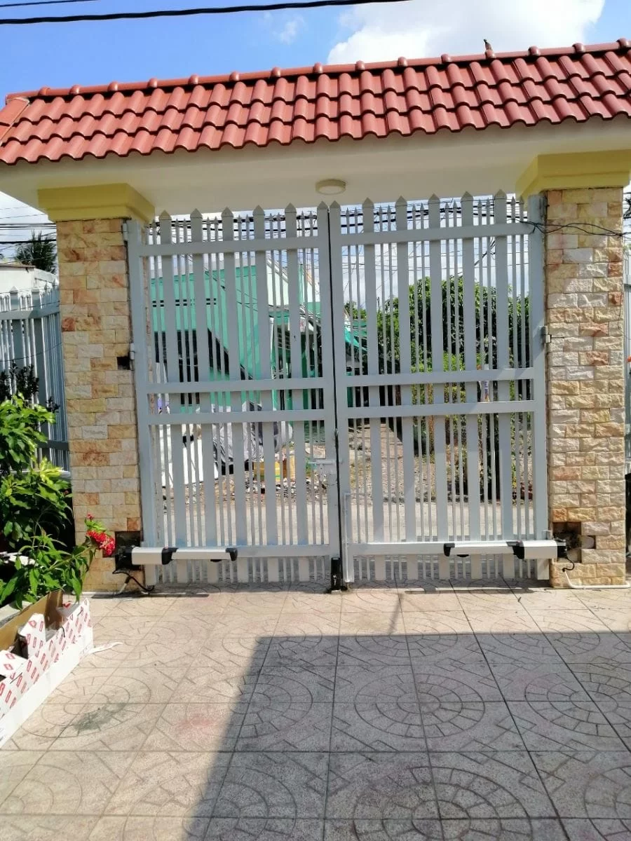 Cổng tự động tay đòn thủy lực
