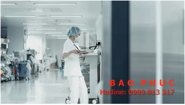 Cảm biến đá chân cửa phòng mổ