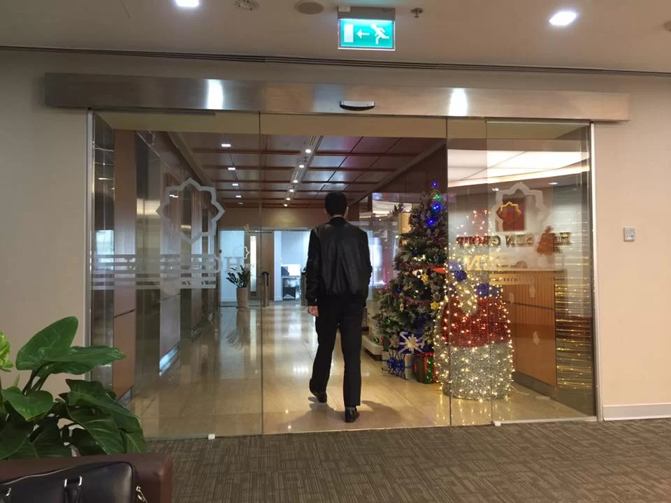 Cửa tự động Hoa Sen Group