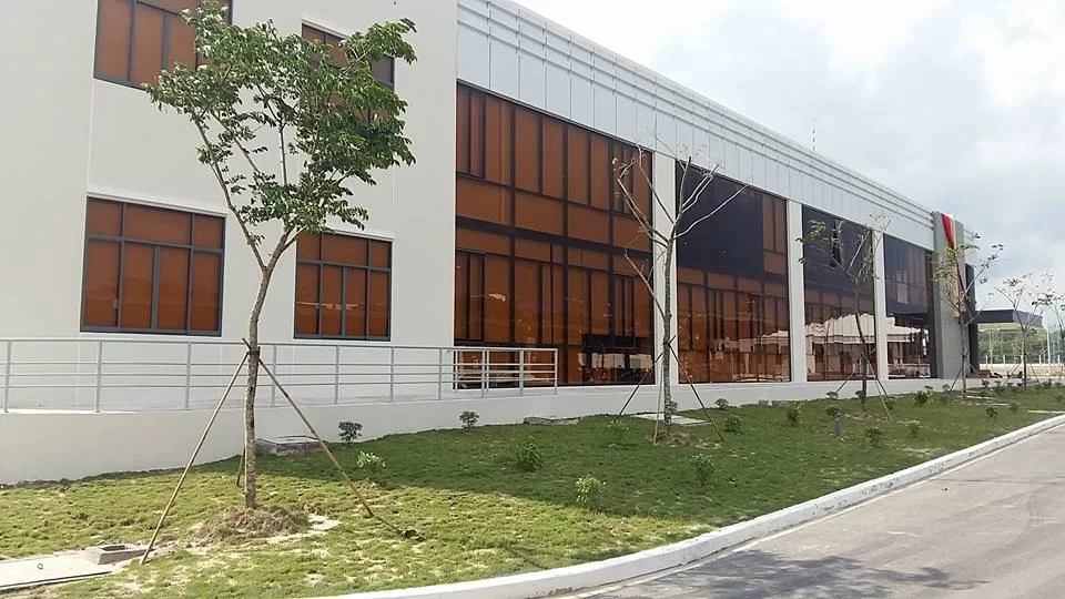 Cửa tự động Nabco nhà máy Sunluxe