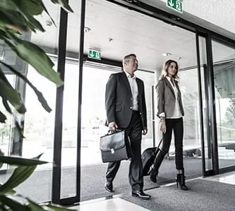 Cơ chế mở khóa thủ công cổng tự động