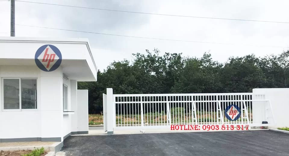 Mẫu cổng tự động nhà máy xí nghiệp 02