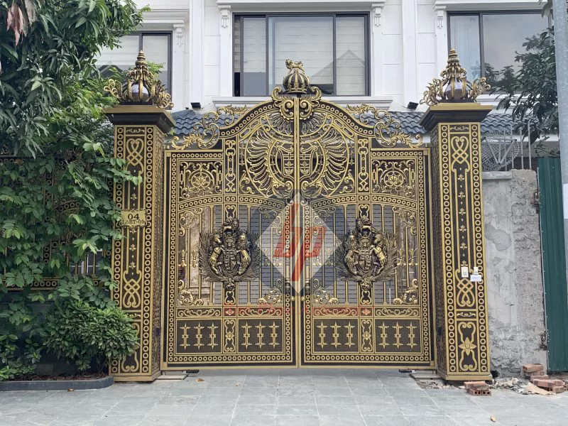 Mẫu Cổng Nhôm Đúc Biệt Thự 01