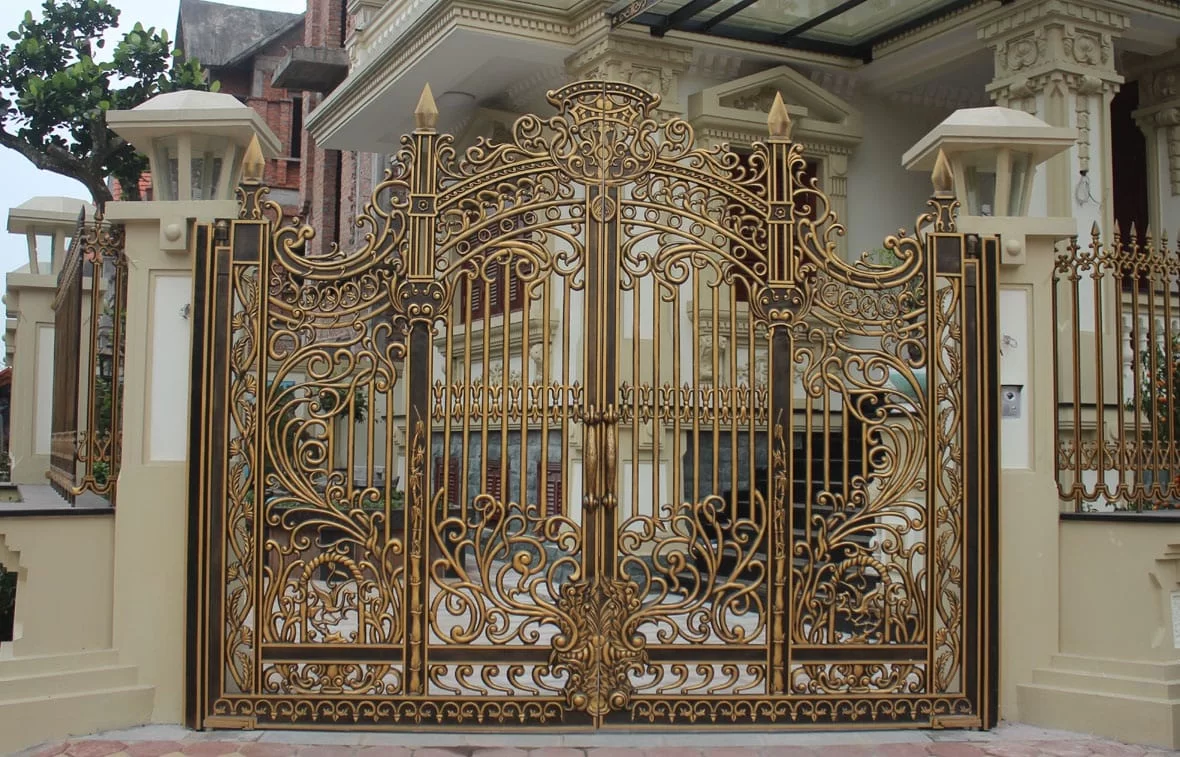 Mẫu cổng nhôm đúc đẹp 08