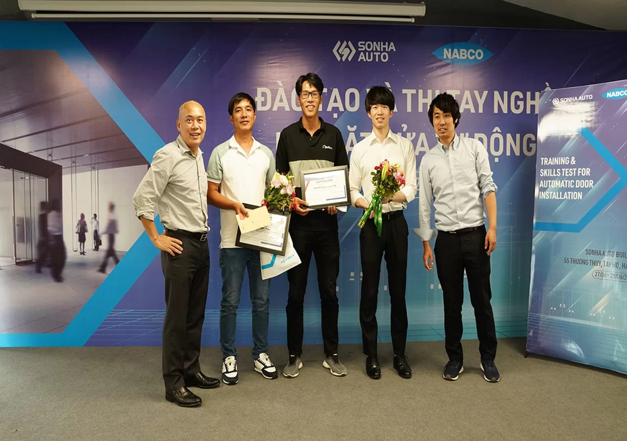 sự kiện đào tạo nâng cao và thi tay nghề cửa tự động