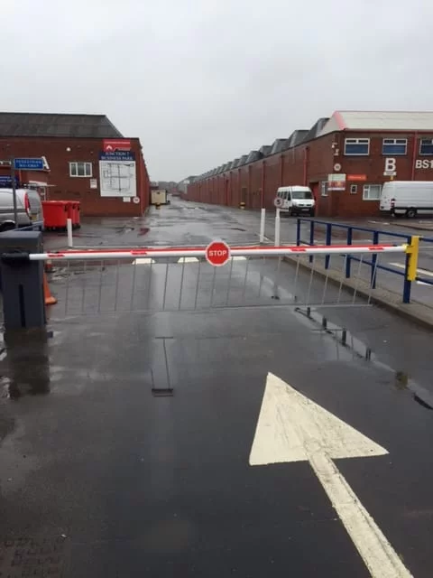 Barrier tự động cần thẳng