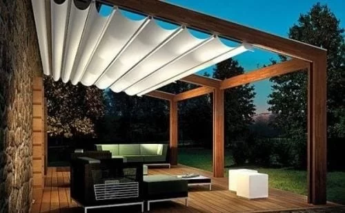 mái che tự động lắp tại sân vườn