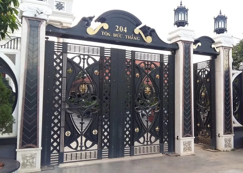 Mẫu cổng sắt mỹ nghệ