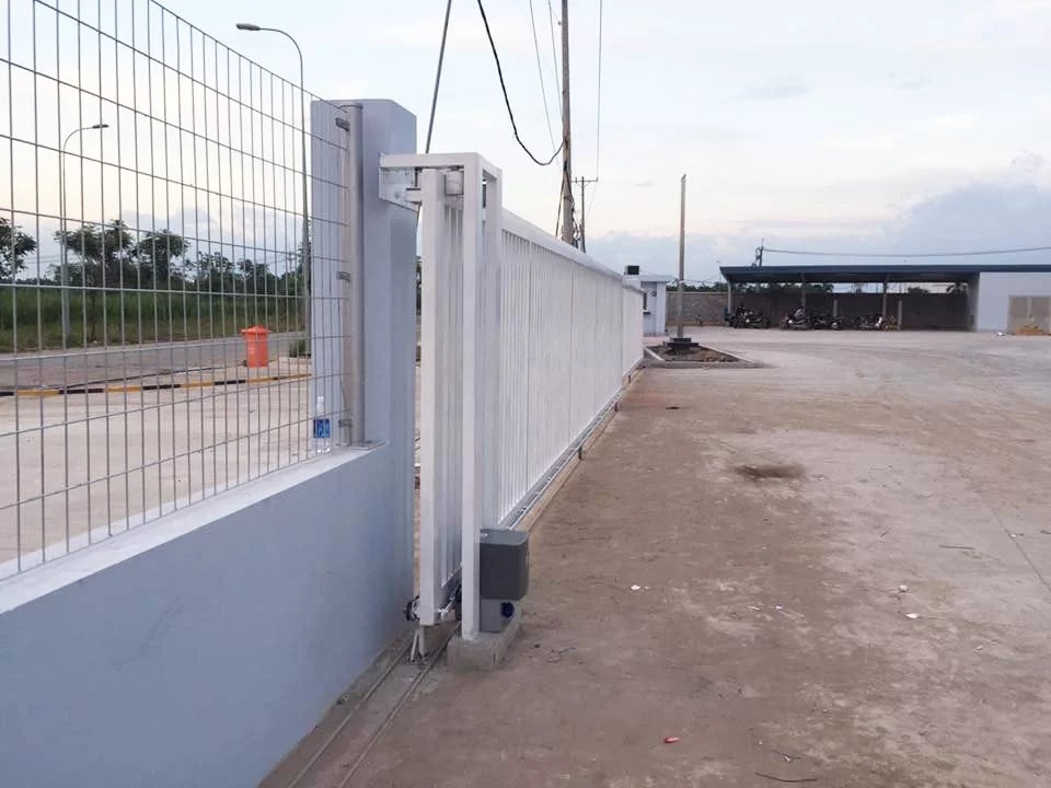 Cổng trượt khu công nghiệp Hiệp Phước