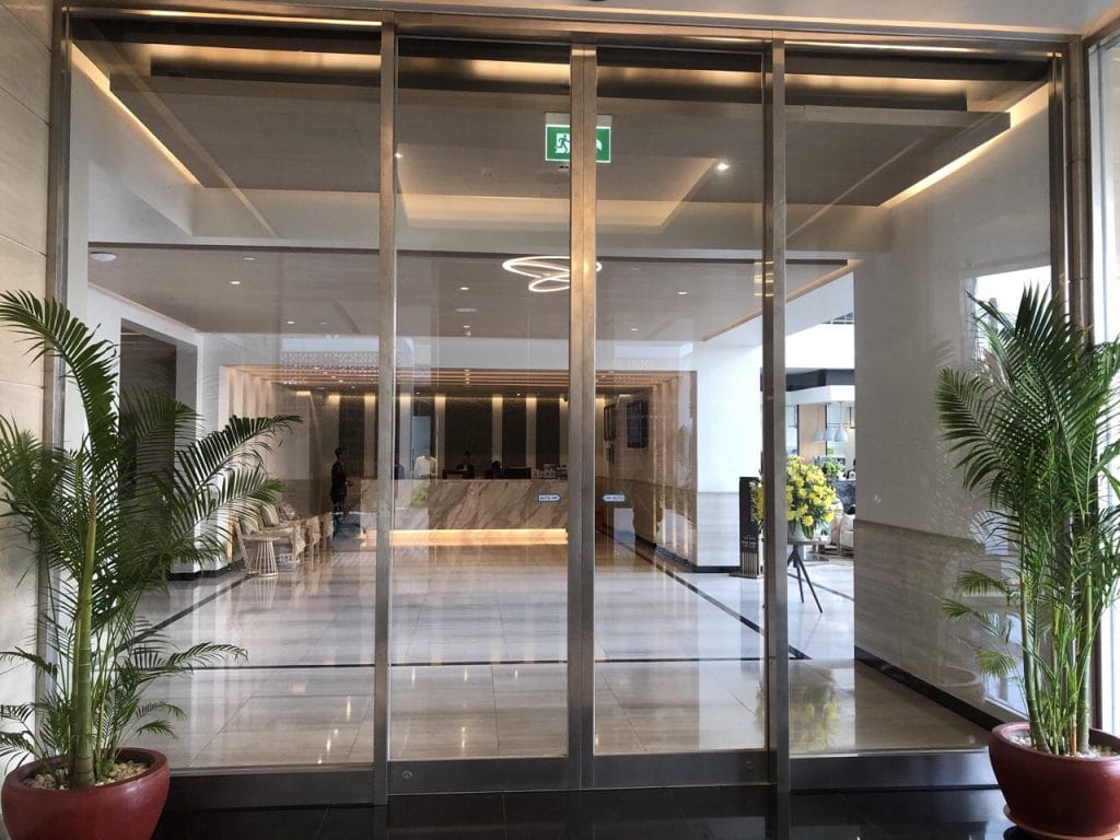 cửa tự động không mở được 1