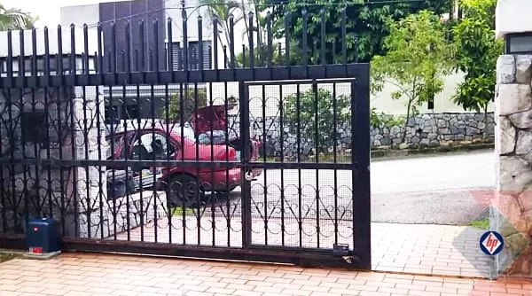 Cổng trượt tự động thương hiệu BFT