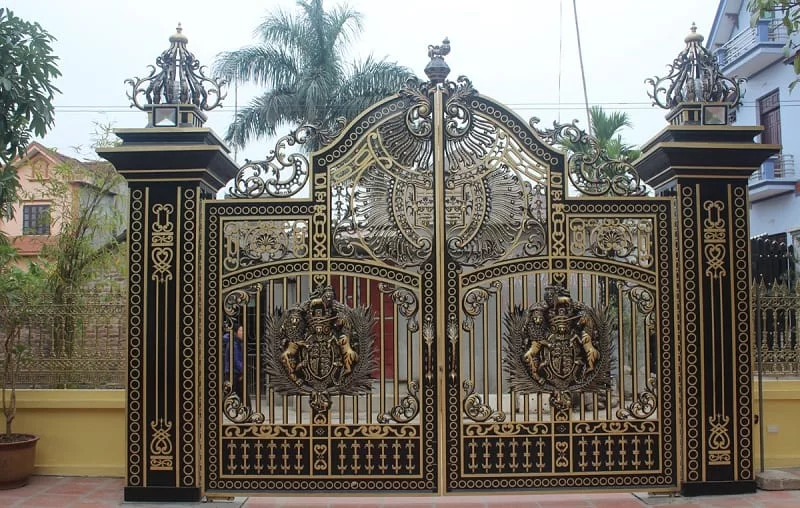 Mẫu cửa cổng nhôm đúc tự động 05