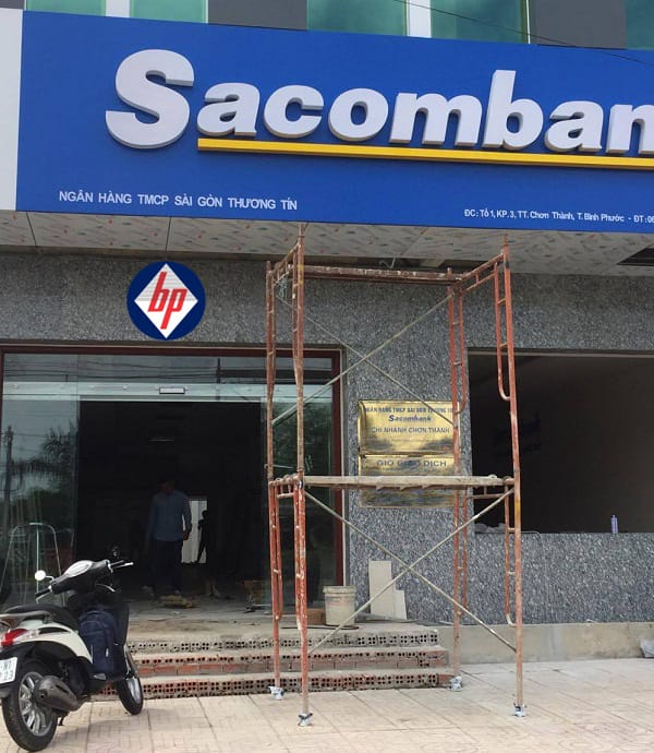 Cửa tự động ngân hàng SACOMBANK