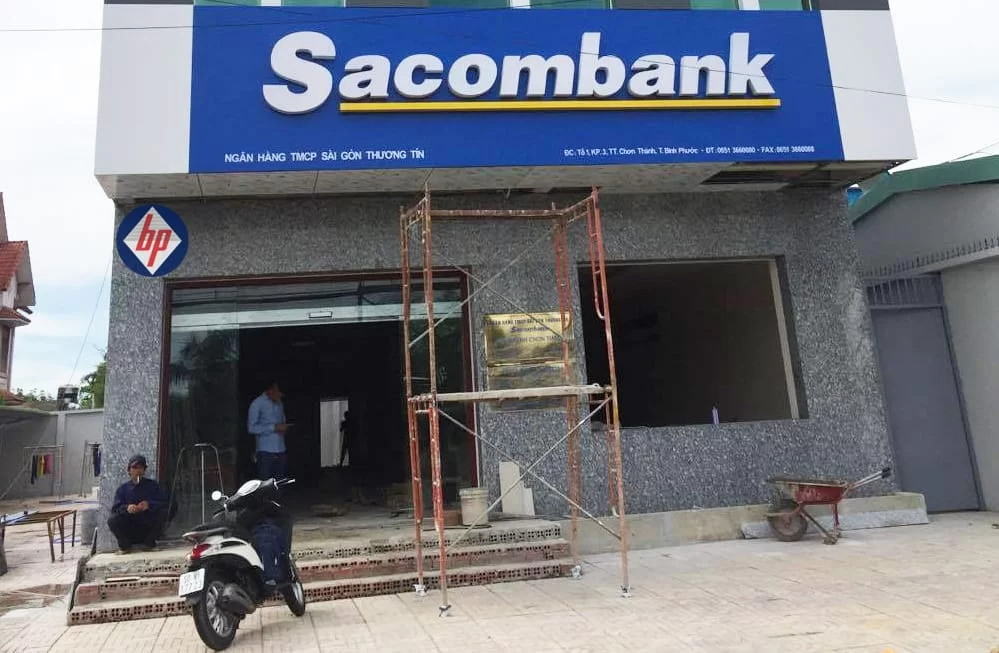 Cửa tự động ngân hàng SACOMBANK