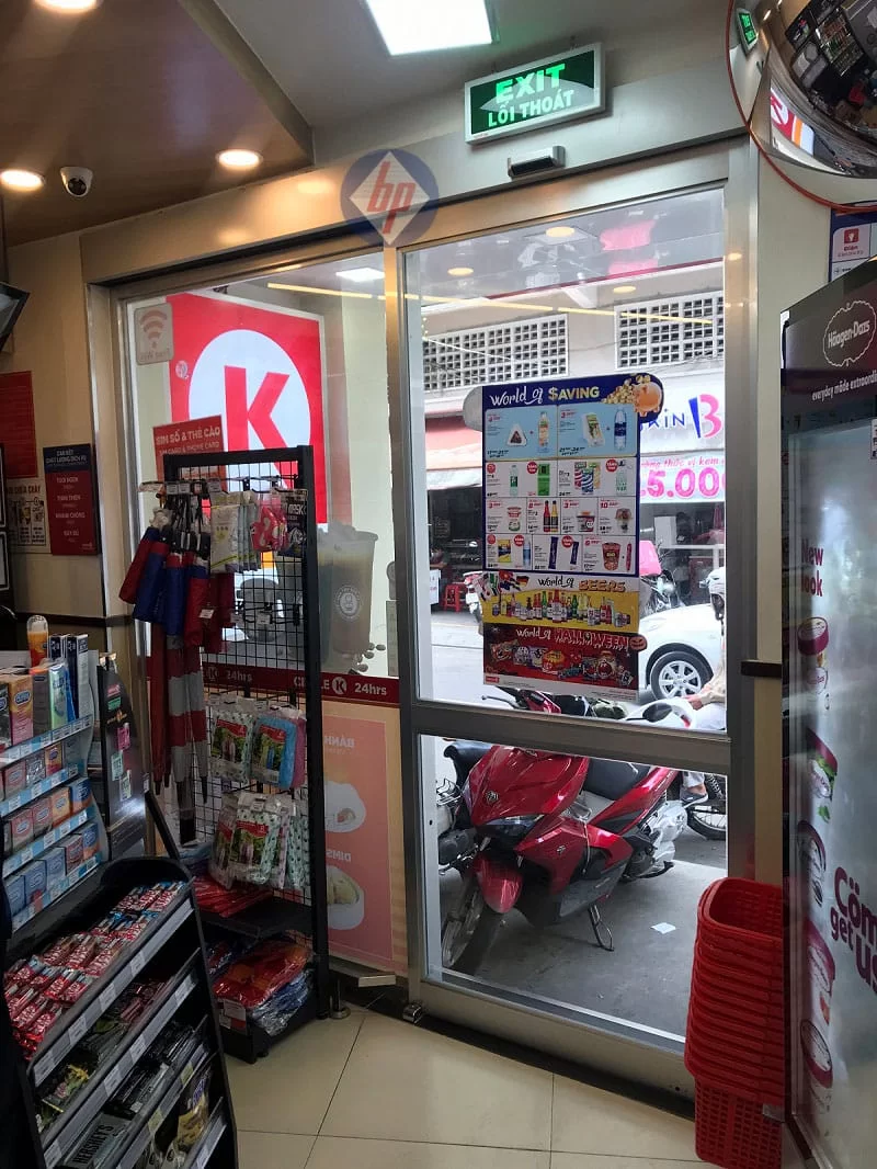 Cửa trượt tự động Circle K