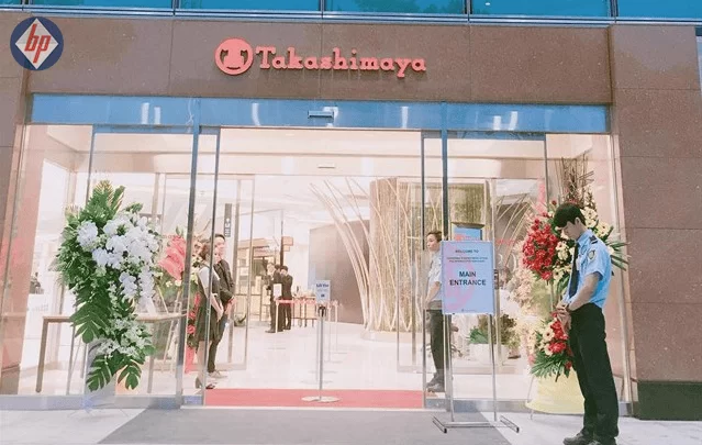 cửa tự động trung tâm thương mại