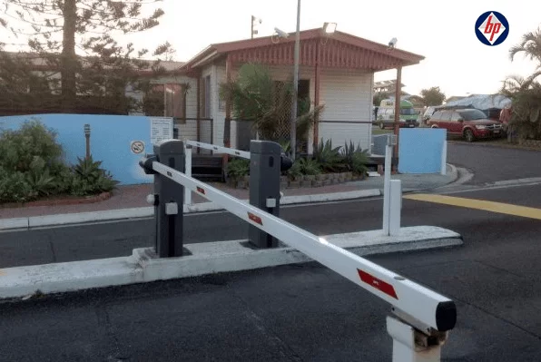 Barrier tự động kiểm soát ra vào