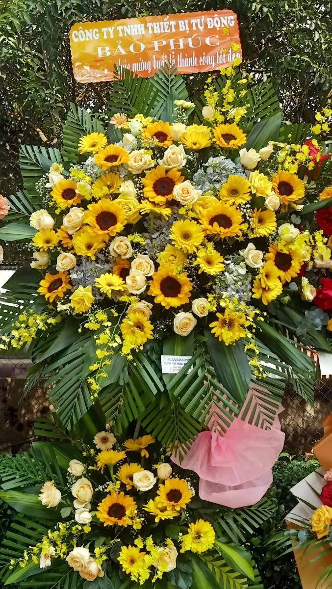 Lẵng hoa Bảo Phúc gửi tặng bệnh viện Xuyên Á