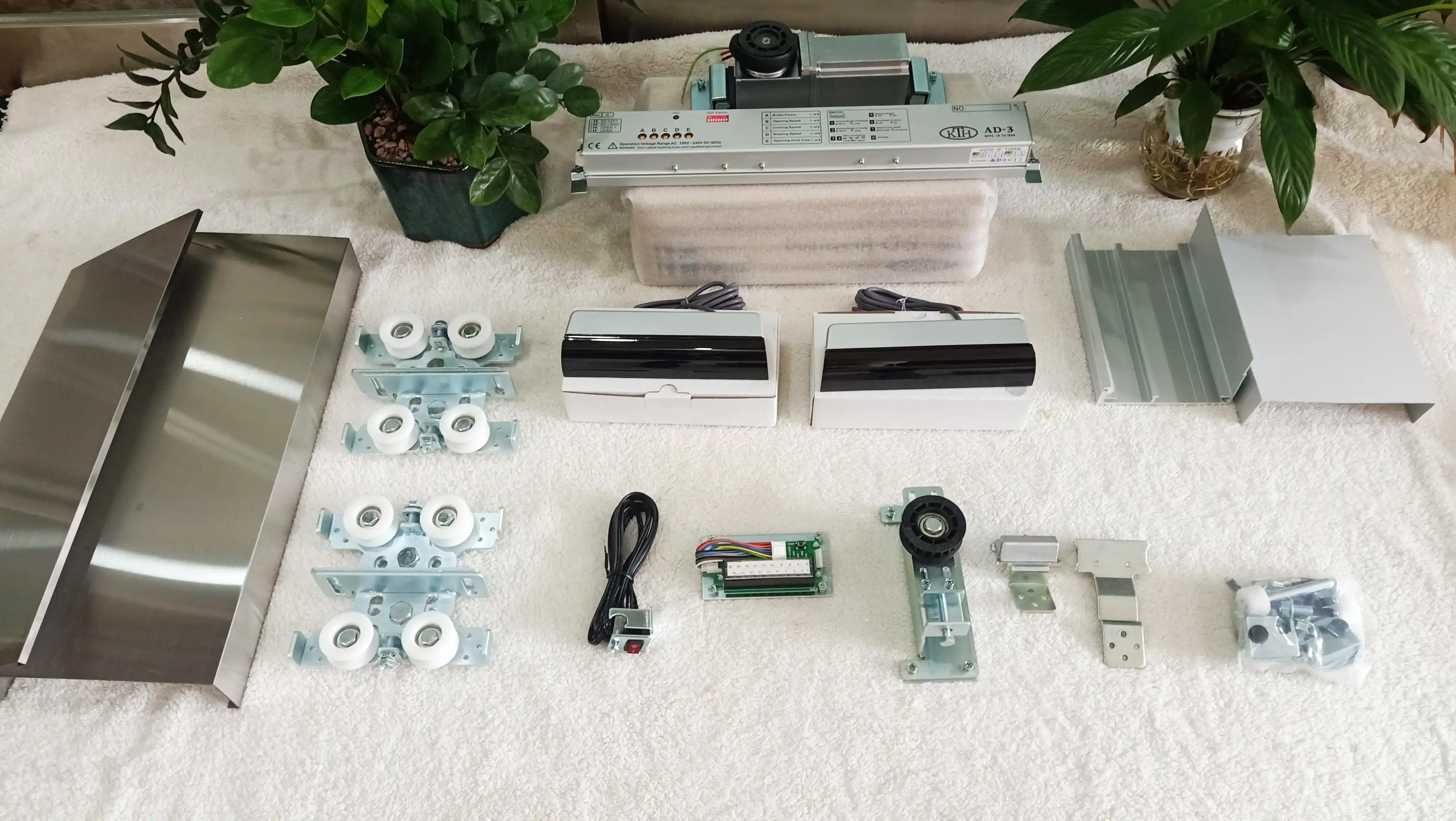 motor cửa tự động chính hãng nhập khẩu