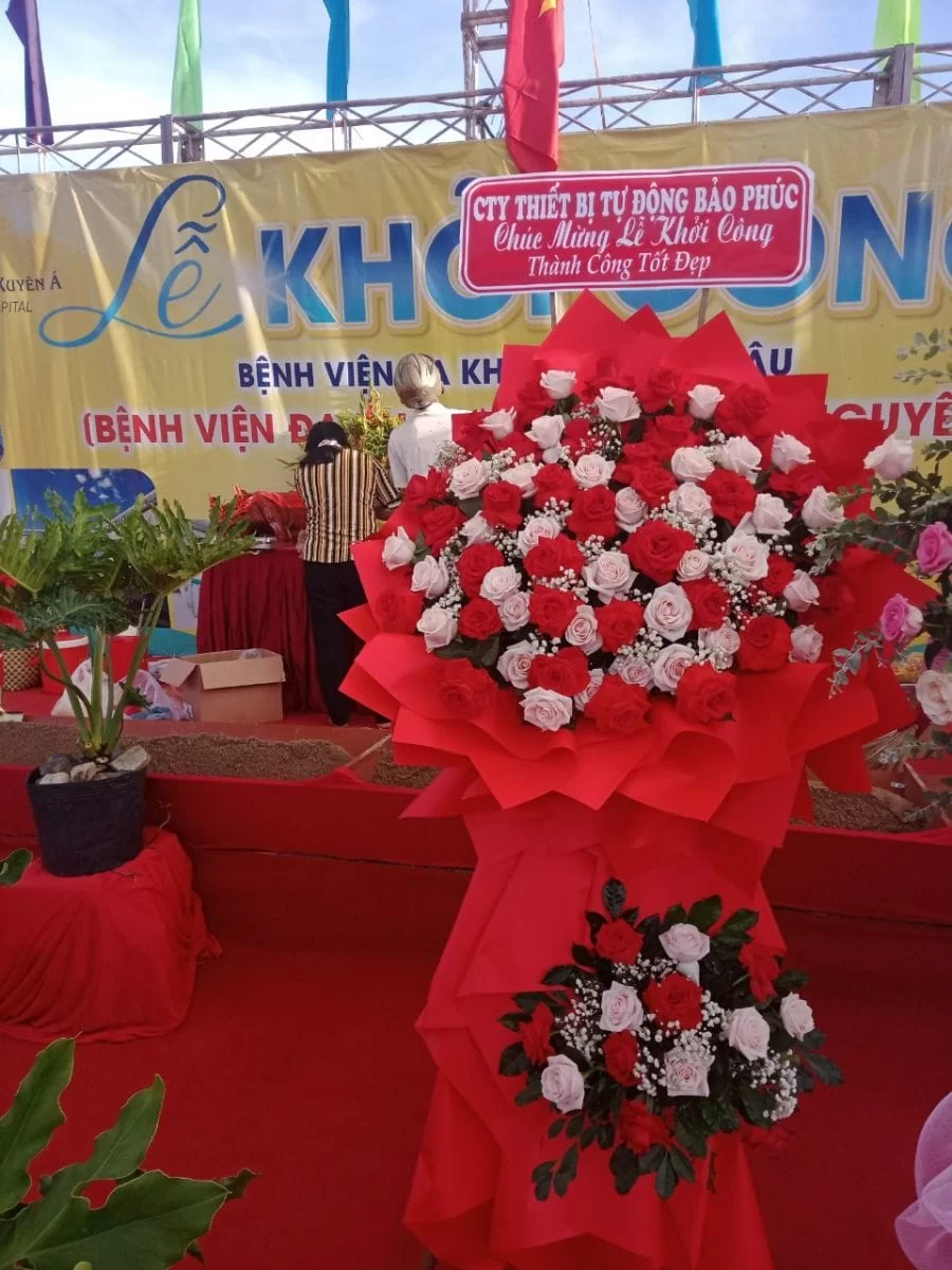 vòng hoa Bảo Phúc chúc mừng lễ khởi công bv xuyên á tây nguyên