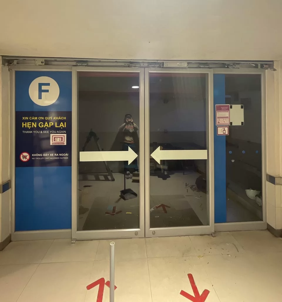 cửa tự động Nabco cho Aeon Mall Tân Phú