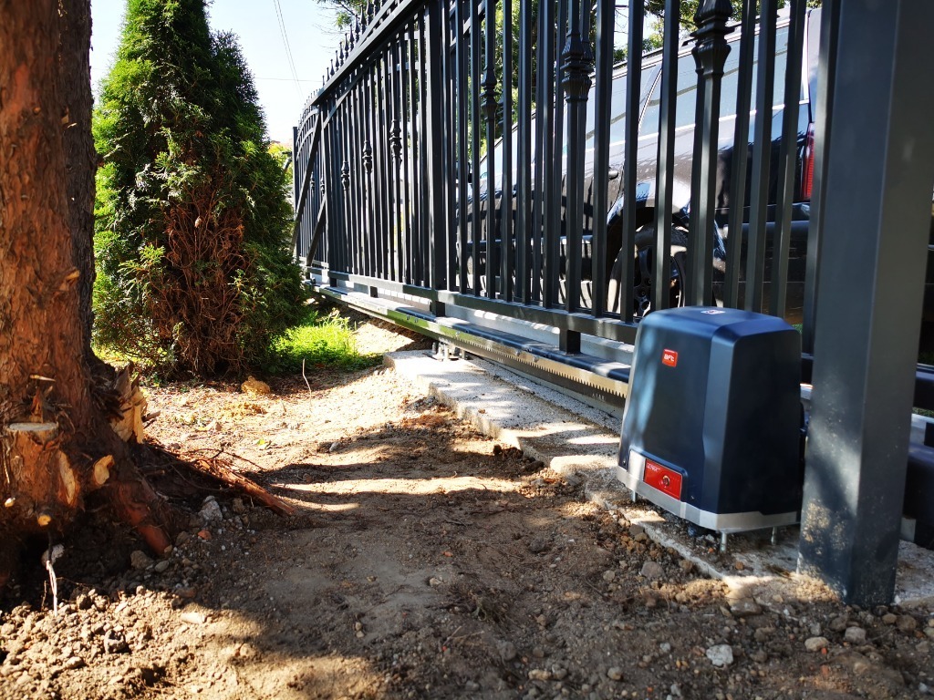 Motor cổng trượt BFT DEIMOS ULTRA BT A600